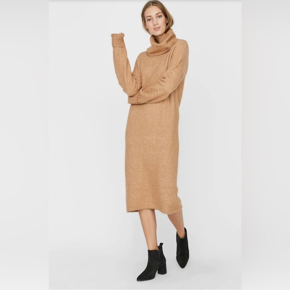 Vero Moda turtle neck maxi wool sweater dress in camel color size XL